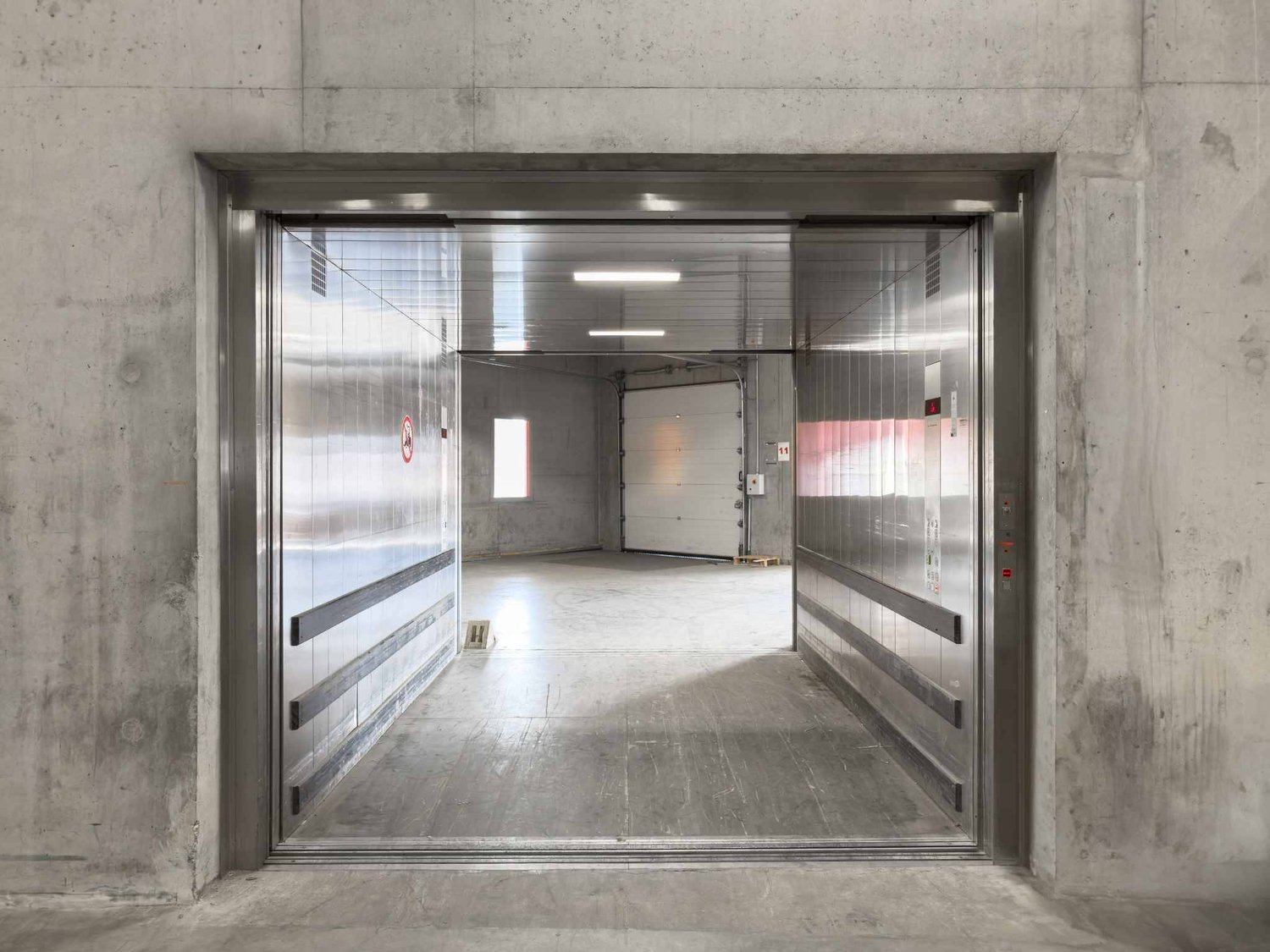 2157m² commercial