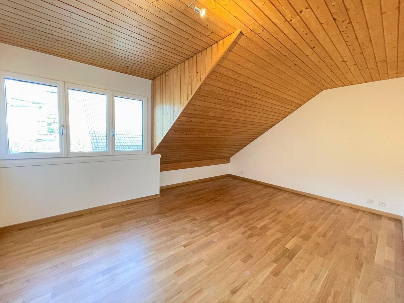 3 ½ rooms attic flat