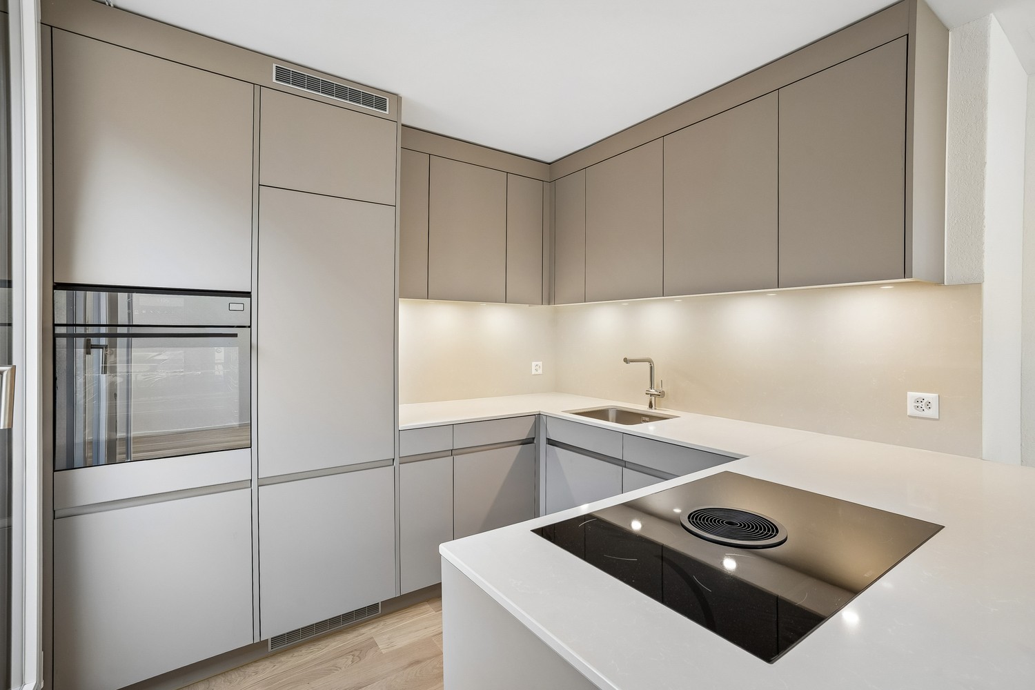 Appartement de 6 ½ pièces, photo 3 sur 10