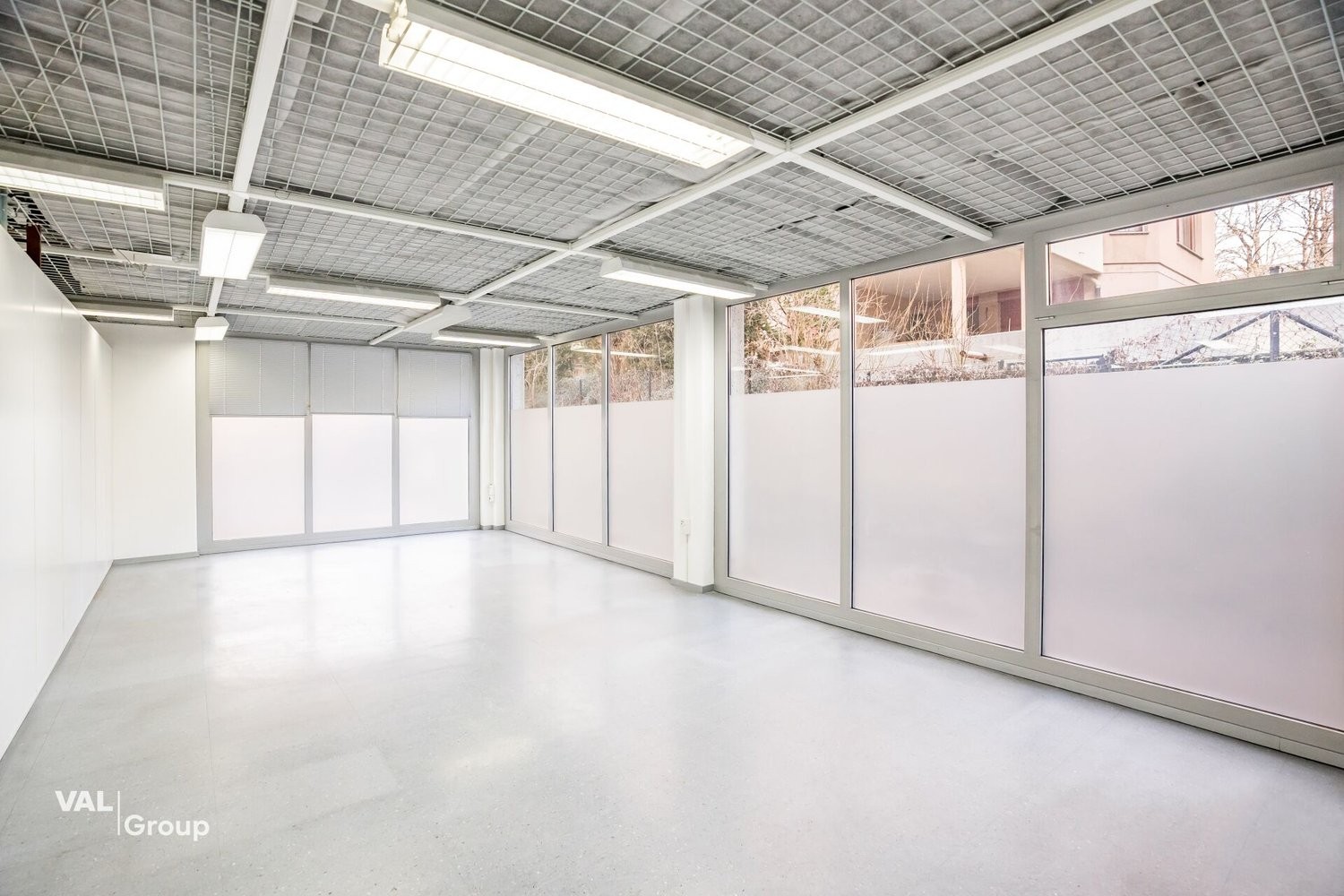 425m² living / commercial building, photo 5 of 10