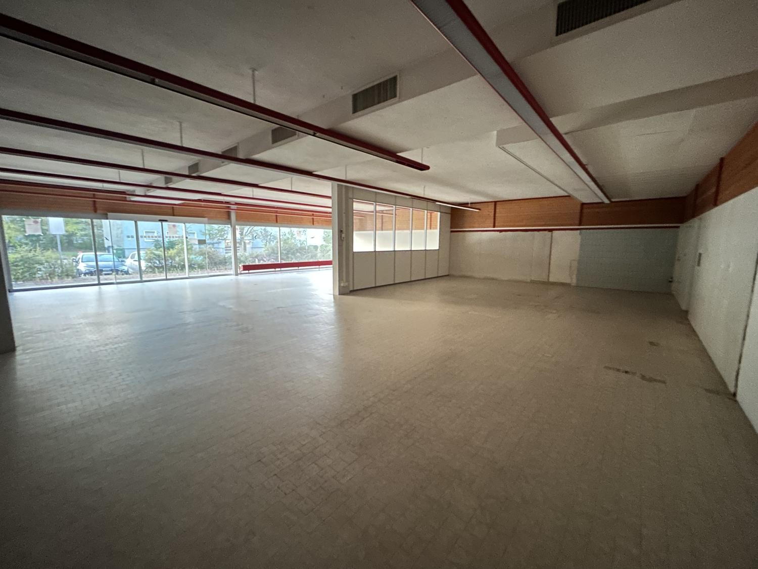 420m² commercial