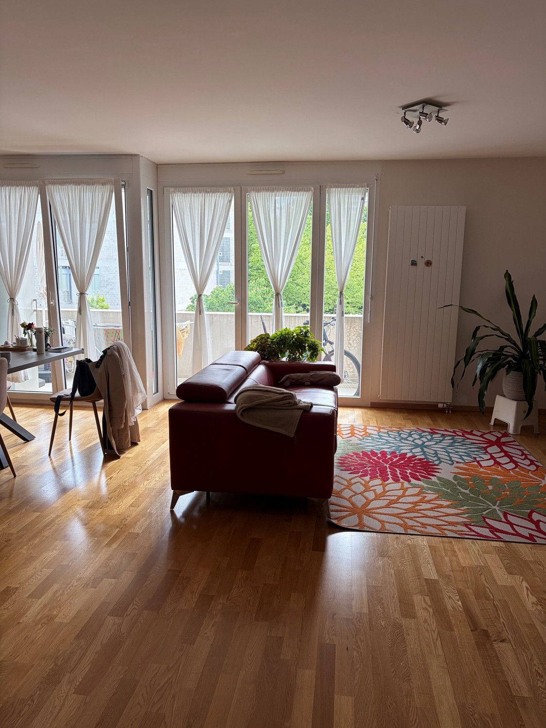 4 rooms apartment, photo 1 of 5
