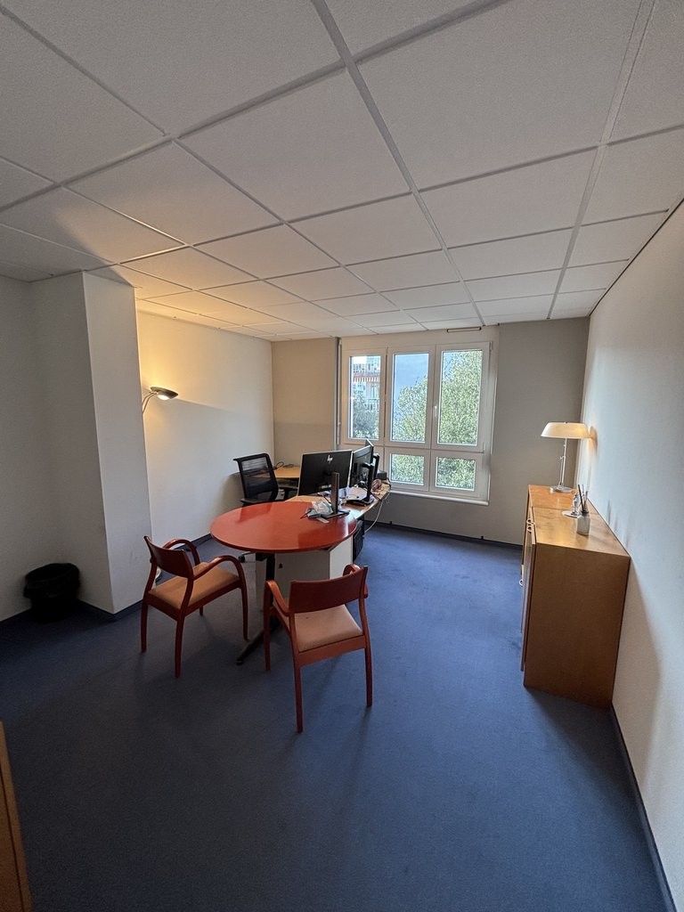 222m² office, photo 4 of 9
