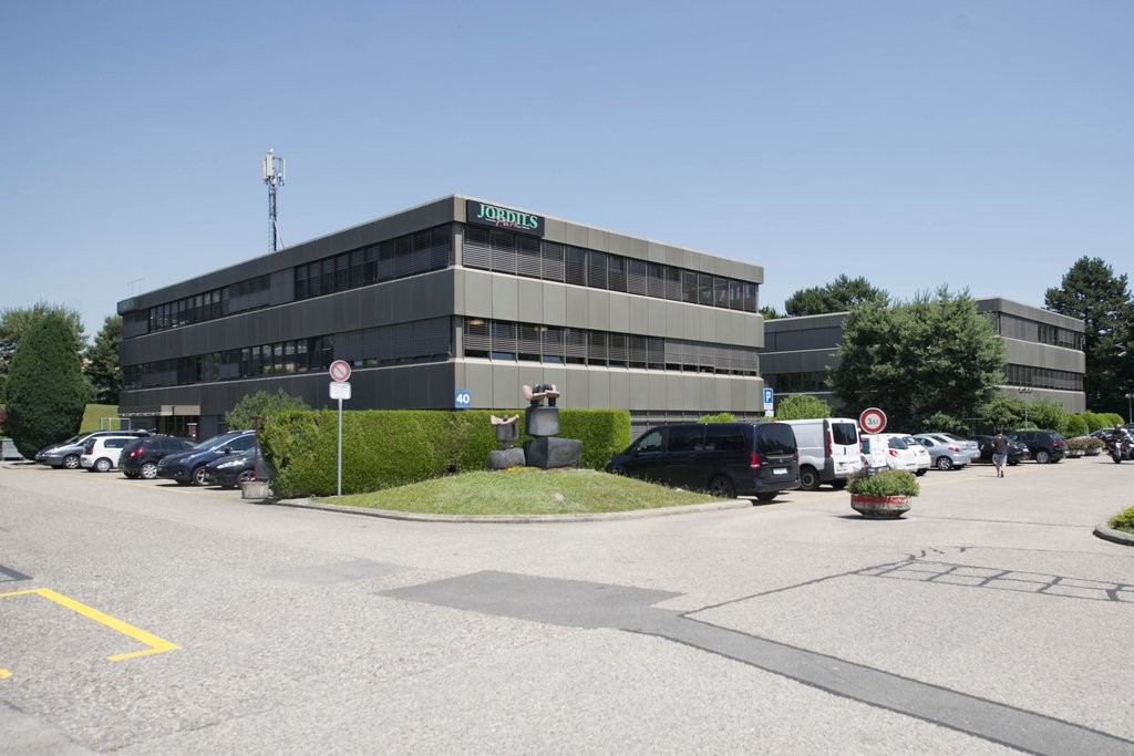 35m² office