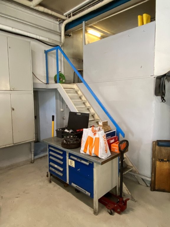 400m² workshop, photo 6 of 10
