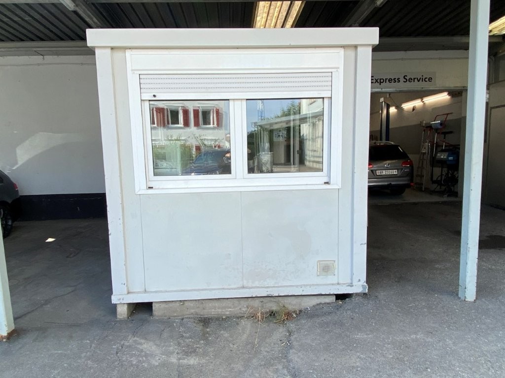 400m² workshop, photo 2 of 10