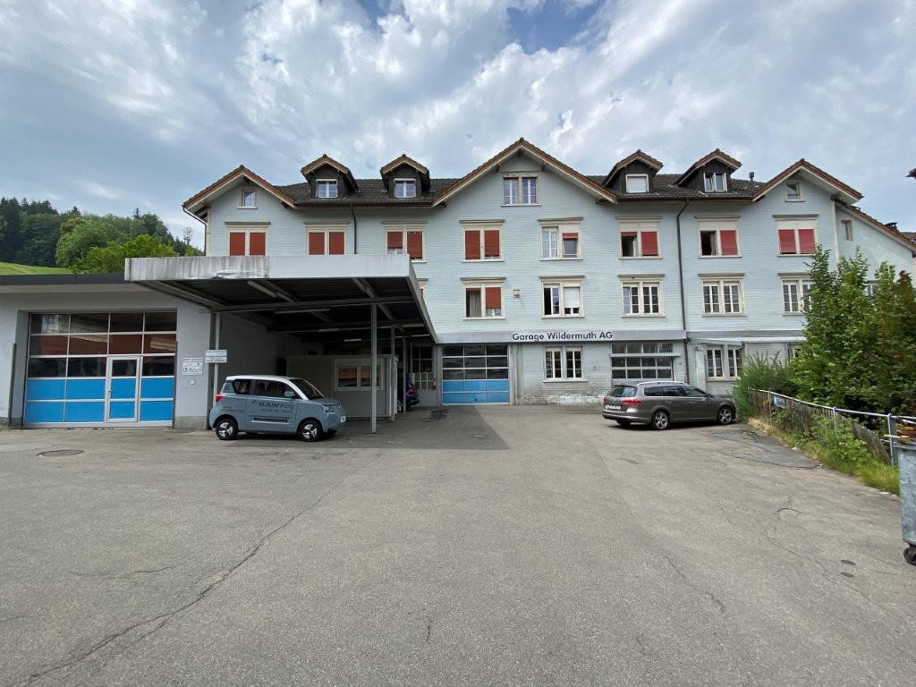 400m² workshop, photo 1 of 10