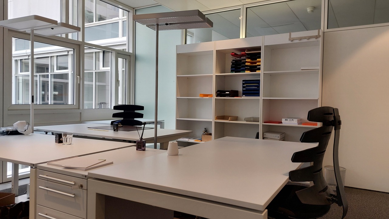 195m² office, foto 5 di 9