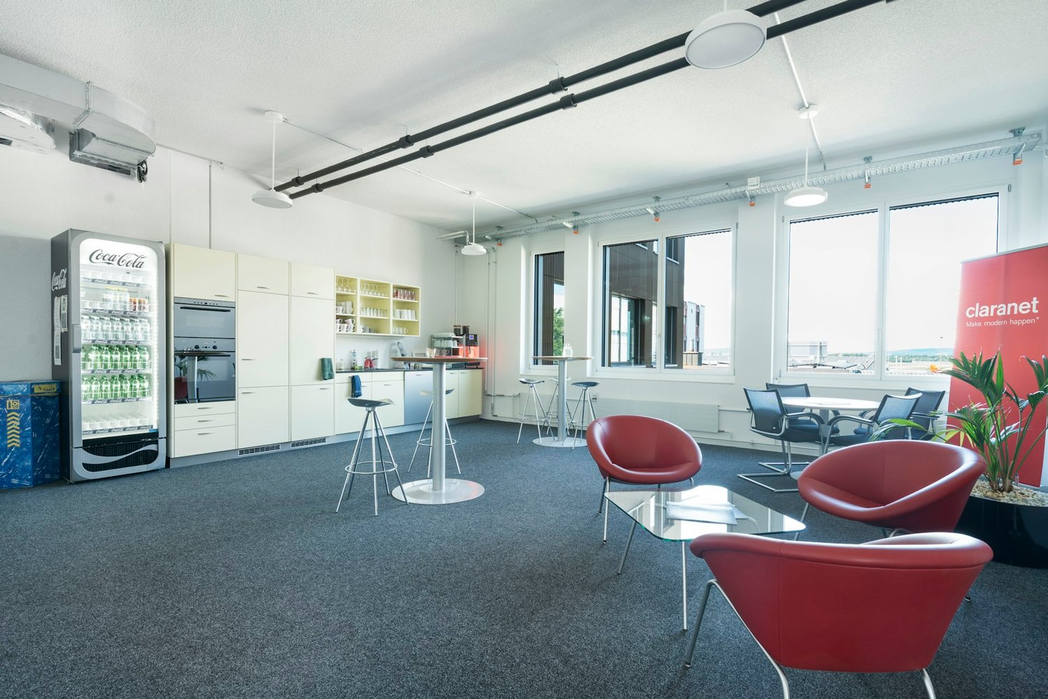 500m² office