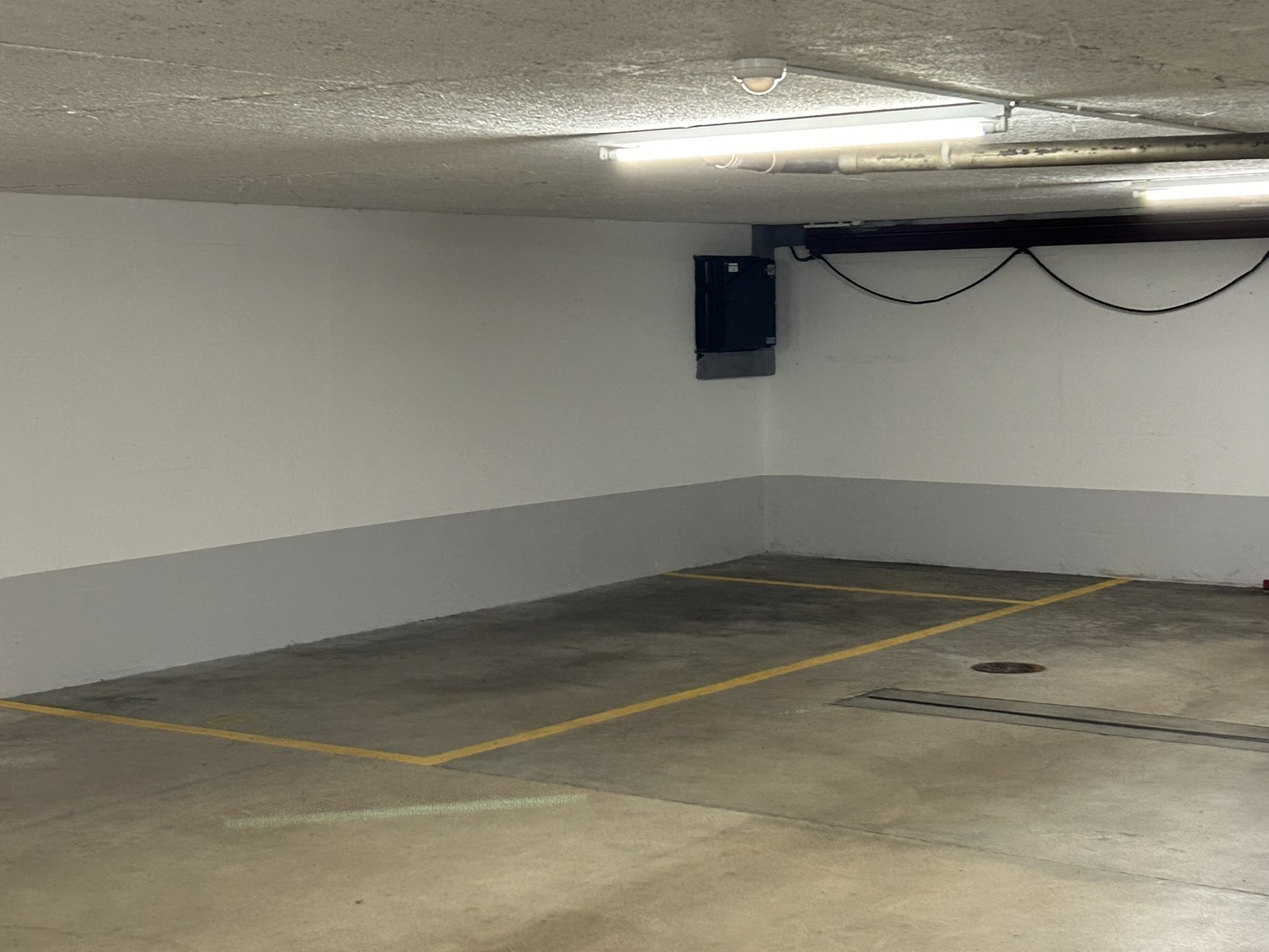 Underground slot, photo 2 of 3