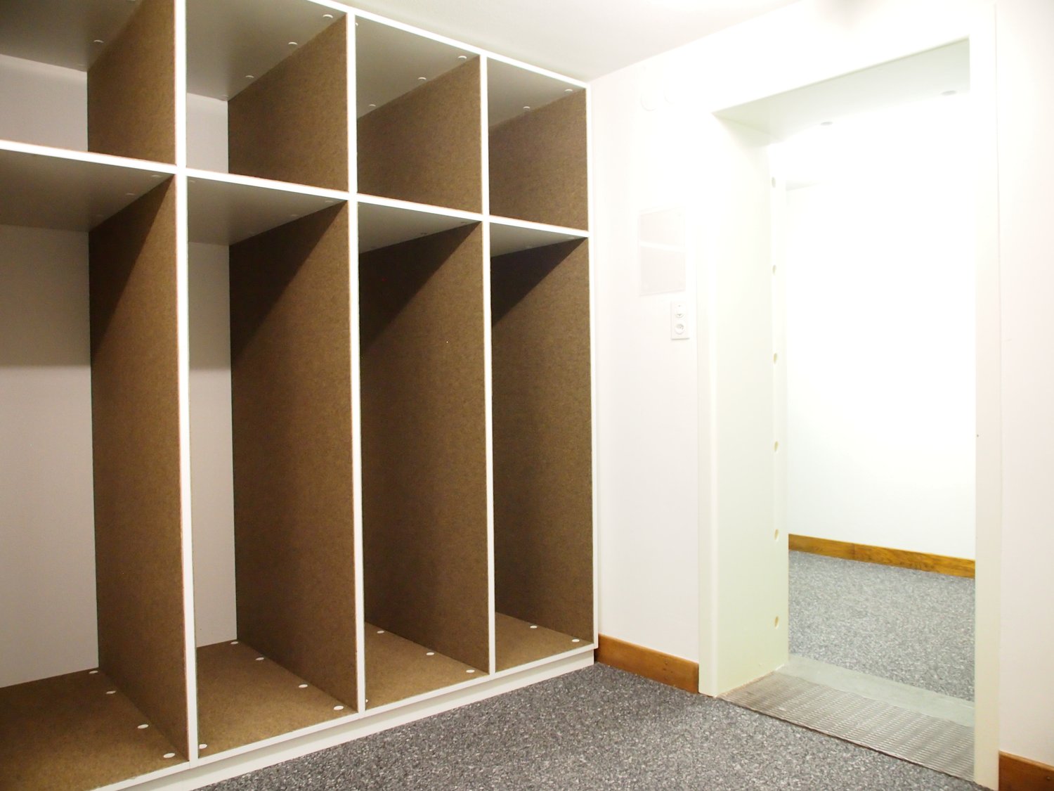 50m² storage room, photo 7 of 9