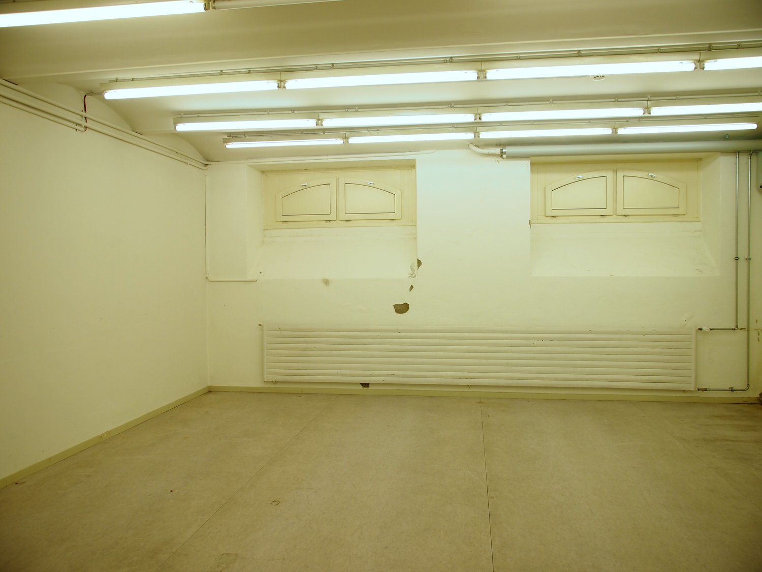 50m² storage room, photo 4 of 9