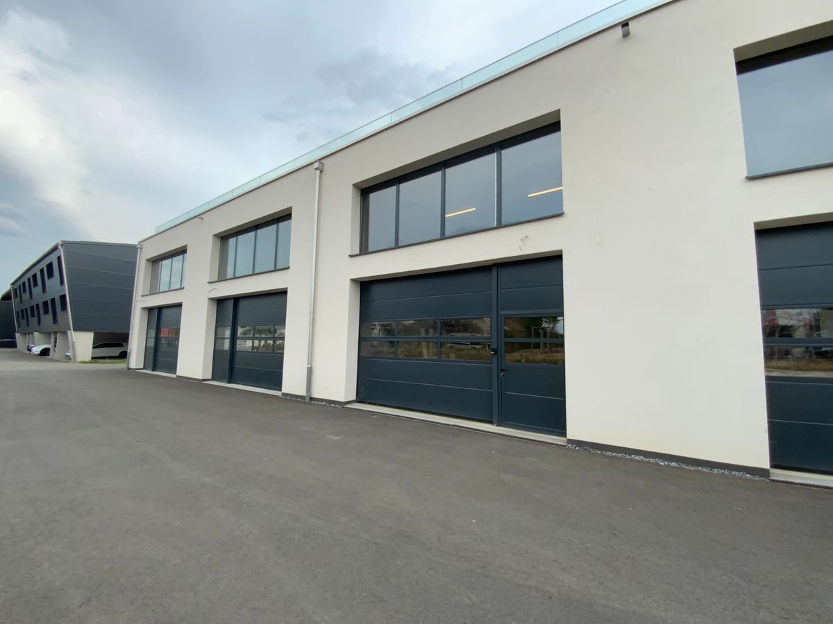 245m² industrial object, photo 6 of 8