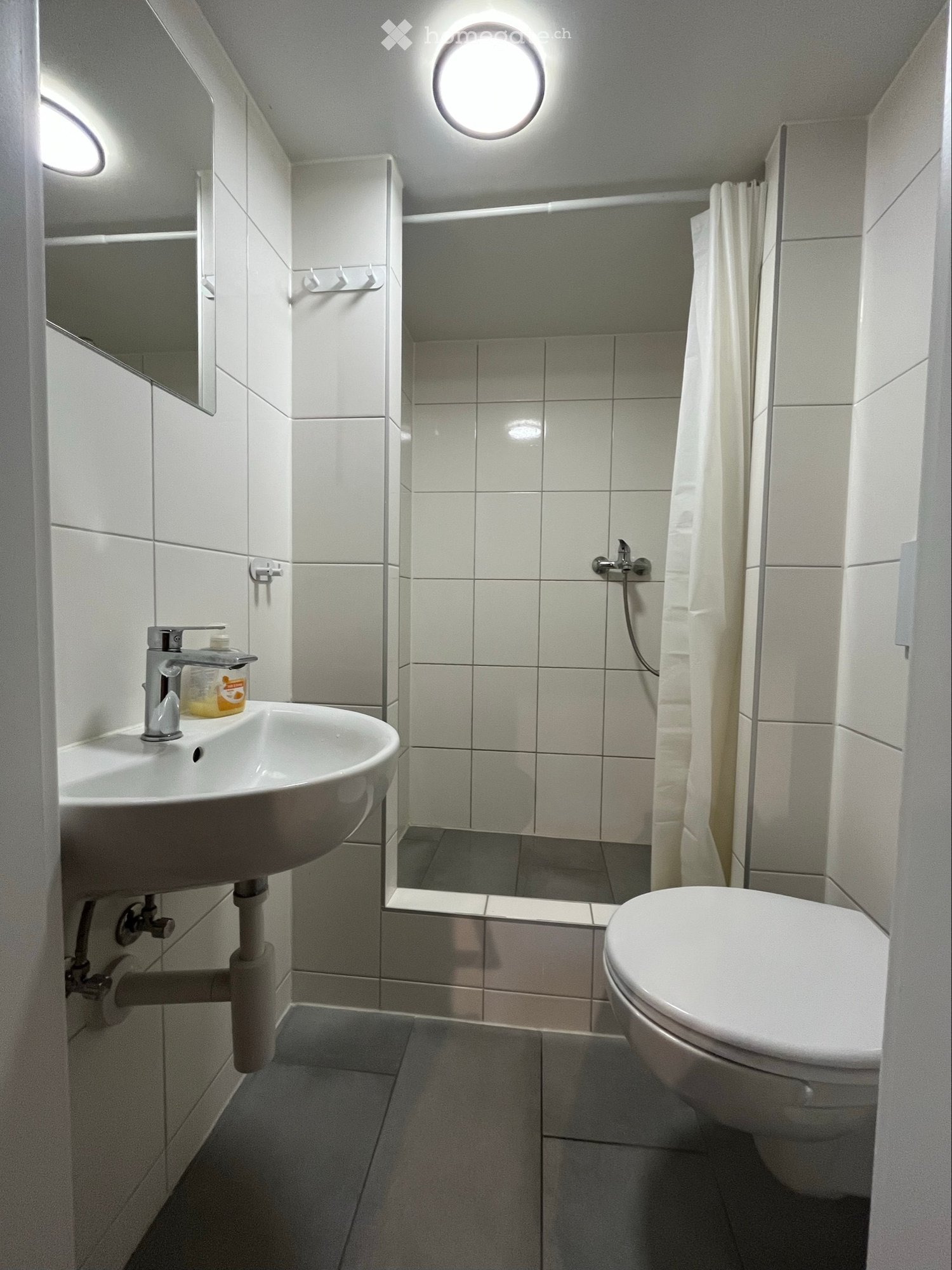 1 room single room