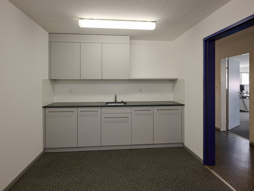 157m² office