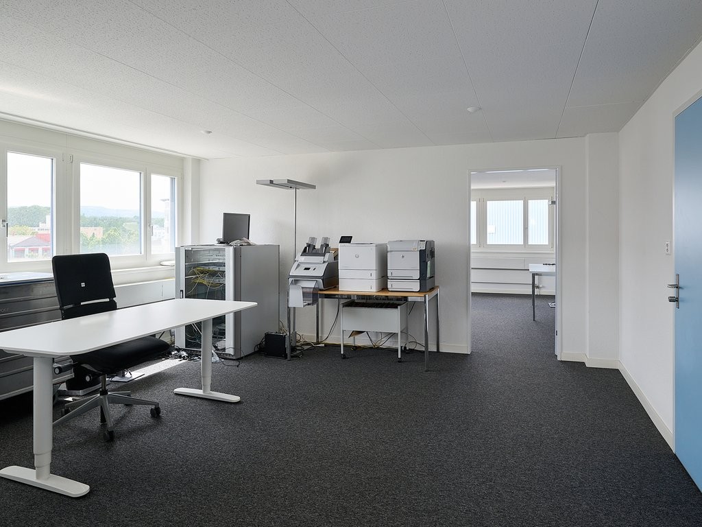 157m² office