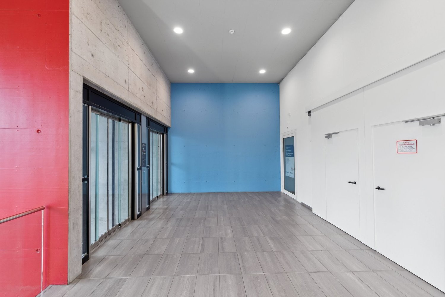 415m² office, photo 8 of 10