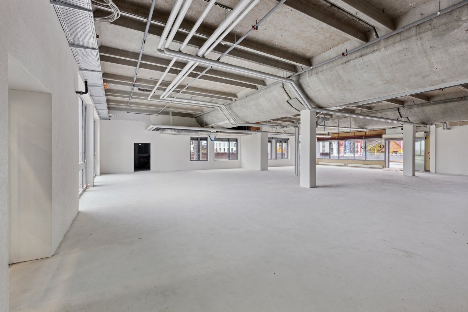 415m² office, photo 9 of 10