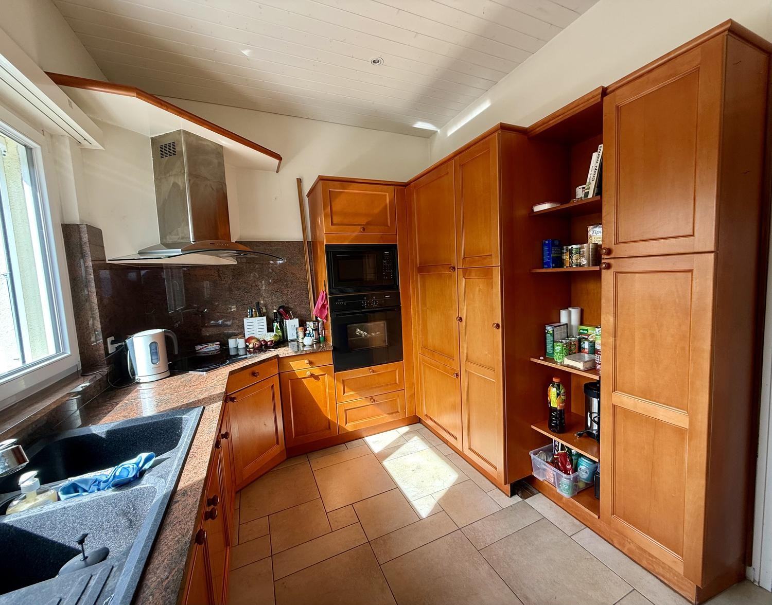 5 rooms single house