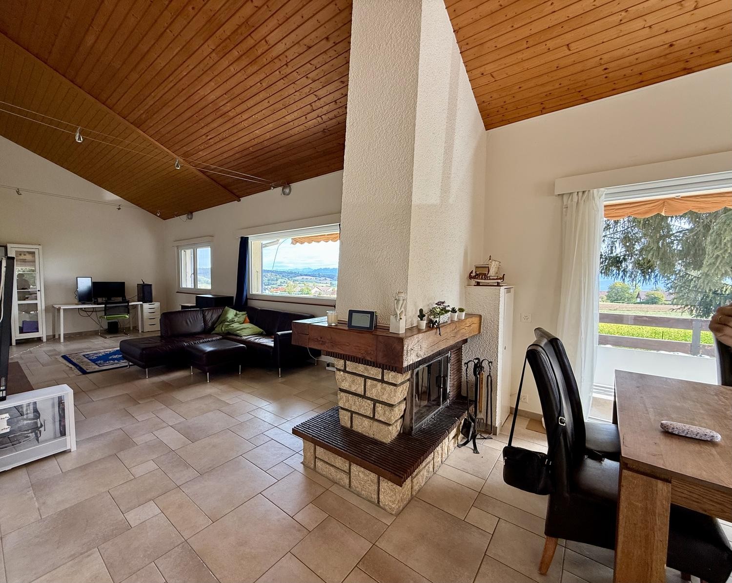 5 rooms single house