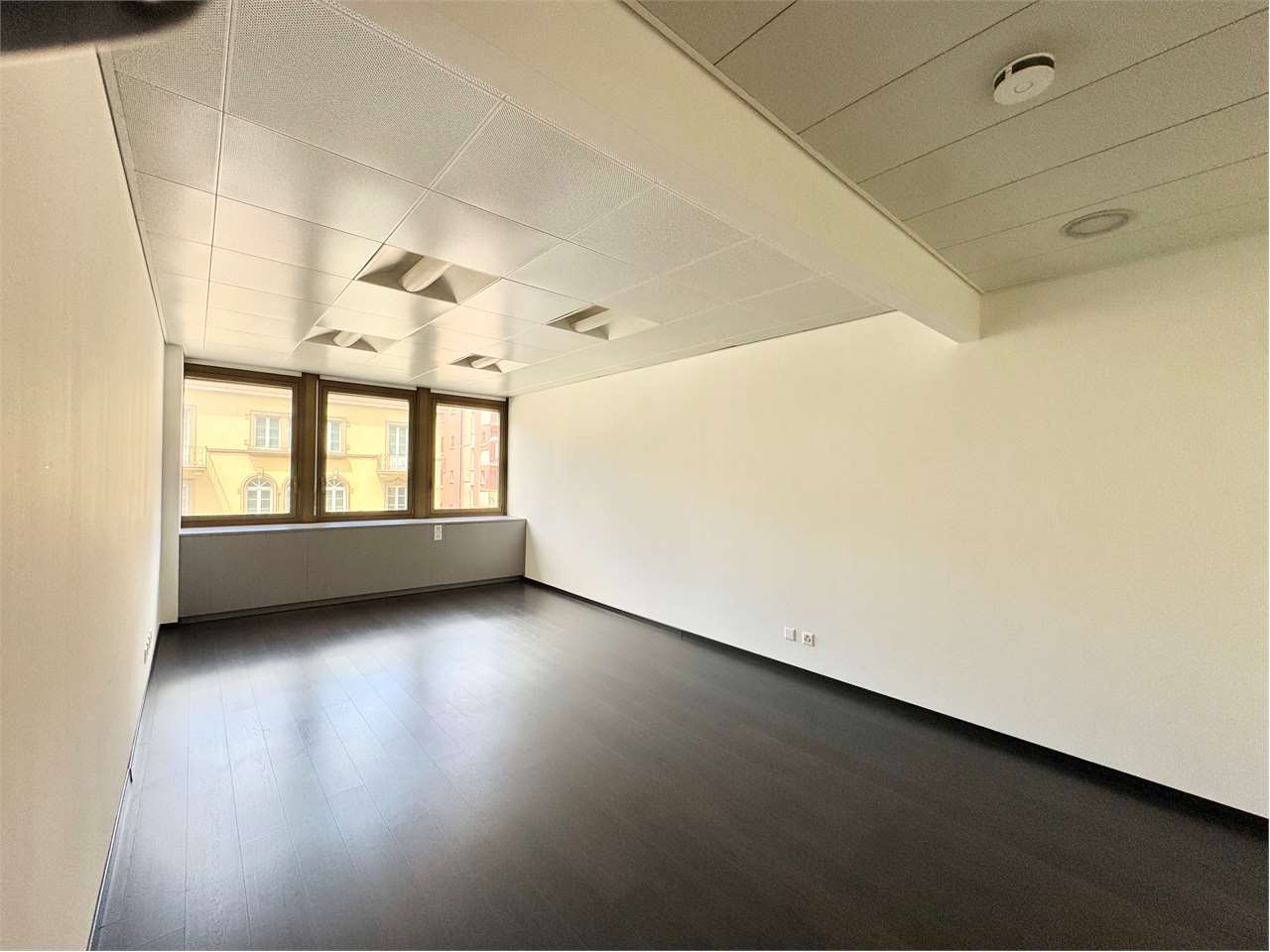 Office, photo 1 of 4