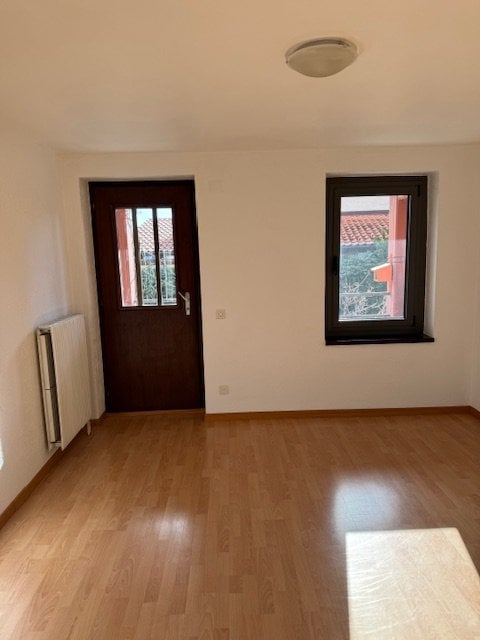2 rooms apartment (2)