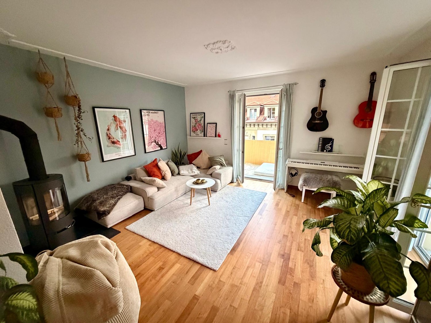 4 rooms apartment, photo 2 of 10