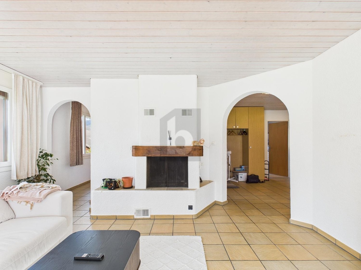 4 rooms apartment, photo 1 of 4