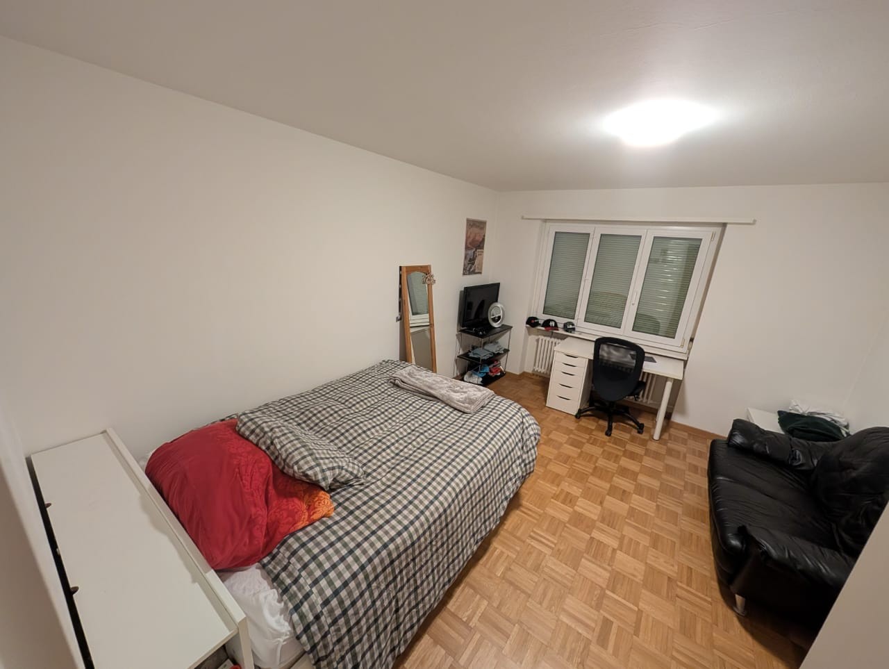 Camera in un appartamento condiviso