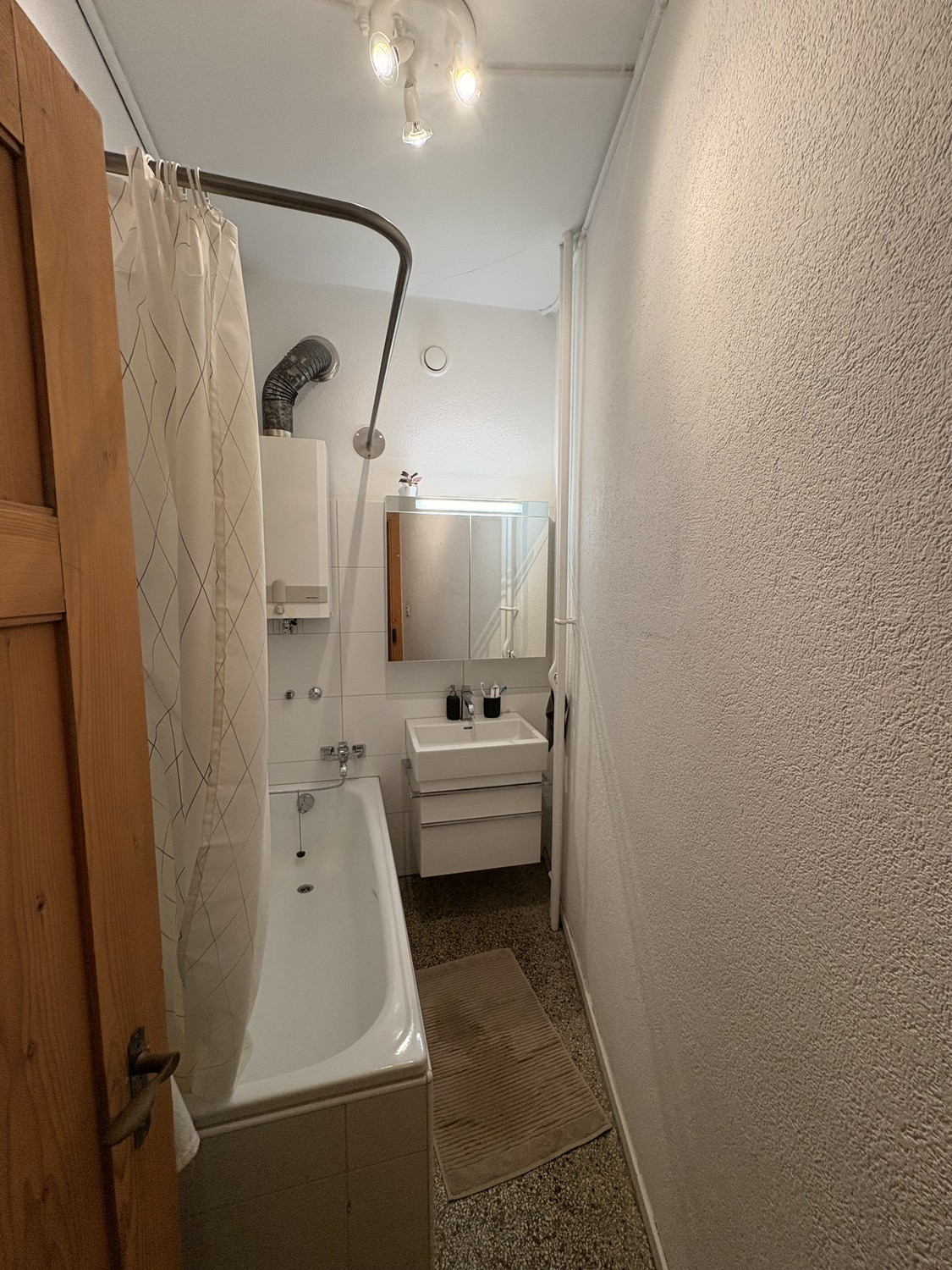 Room in a shared flat, photo 3 of 3