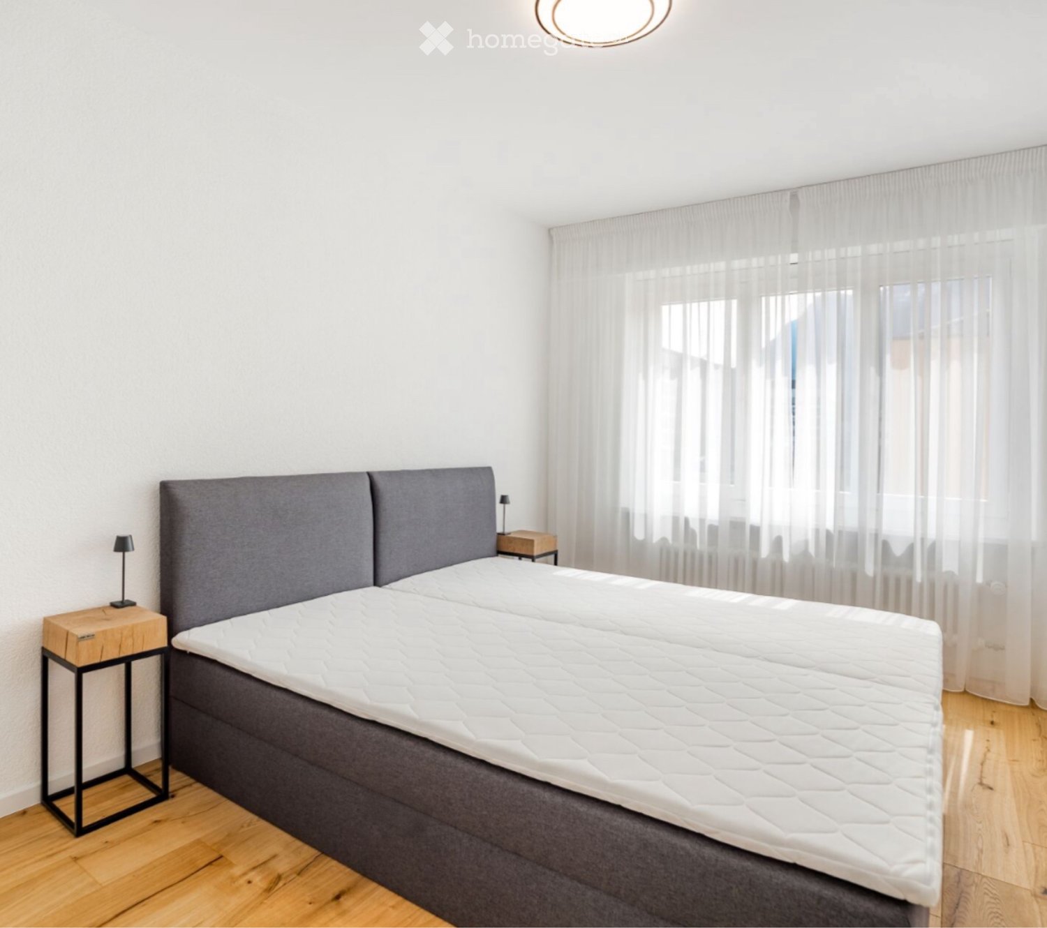 1 room single room