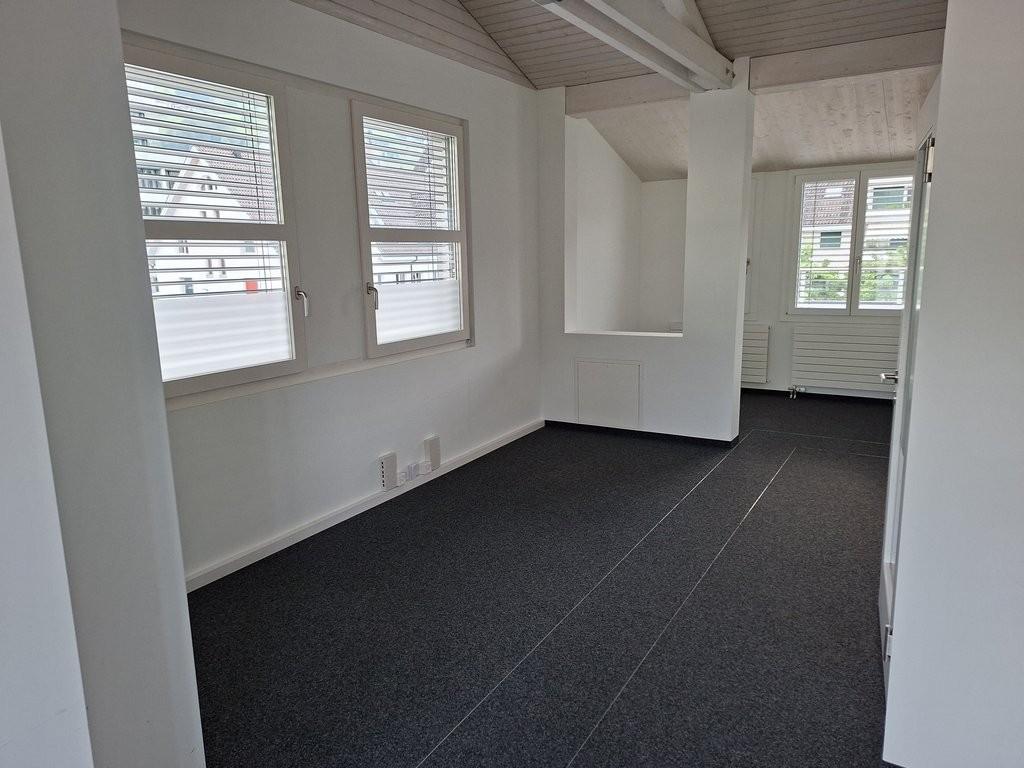124m² office, photo 3 of 10