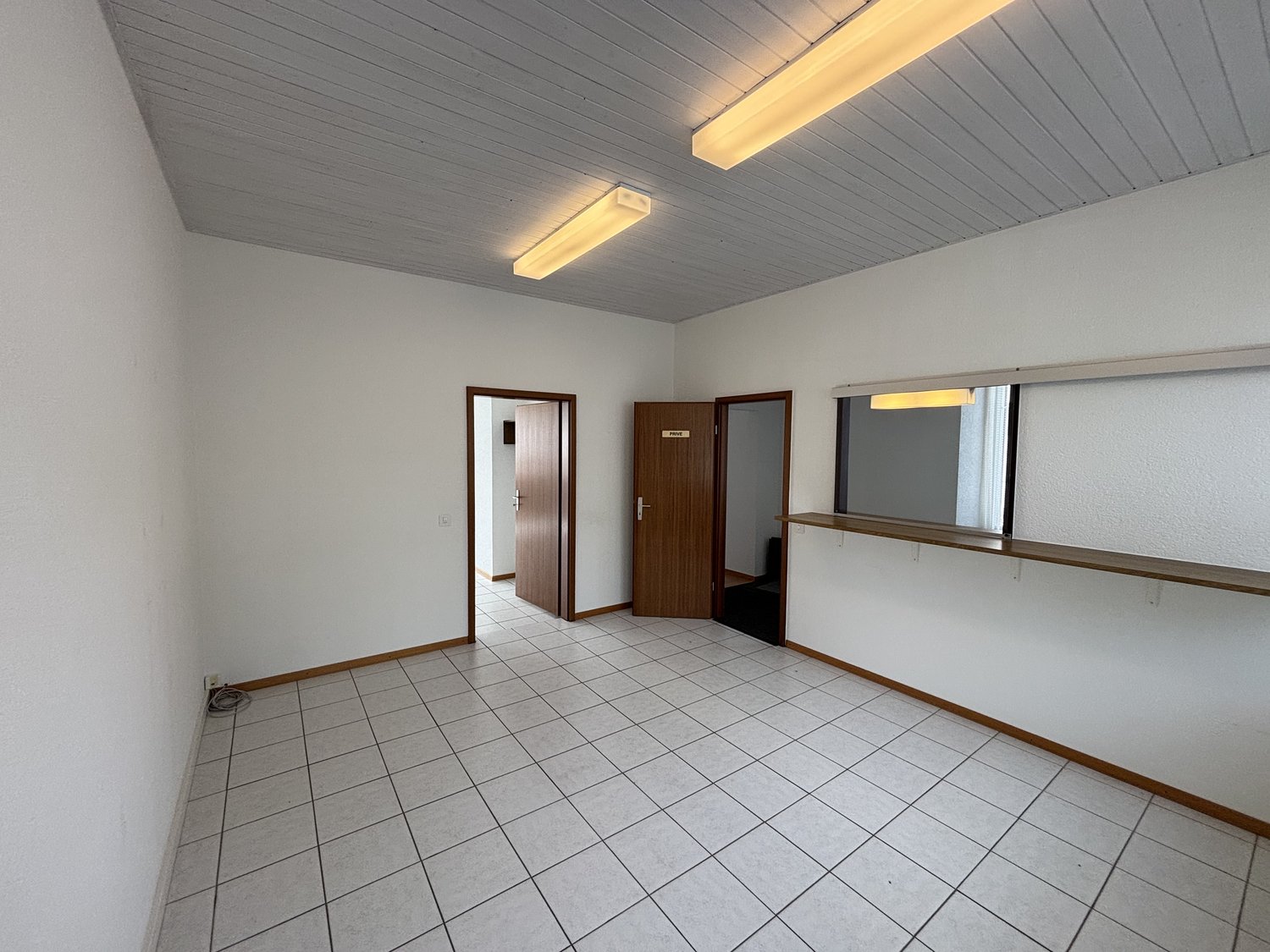 Office, photo 7 of 10