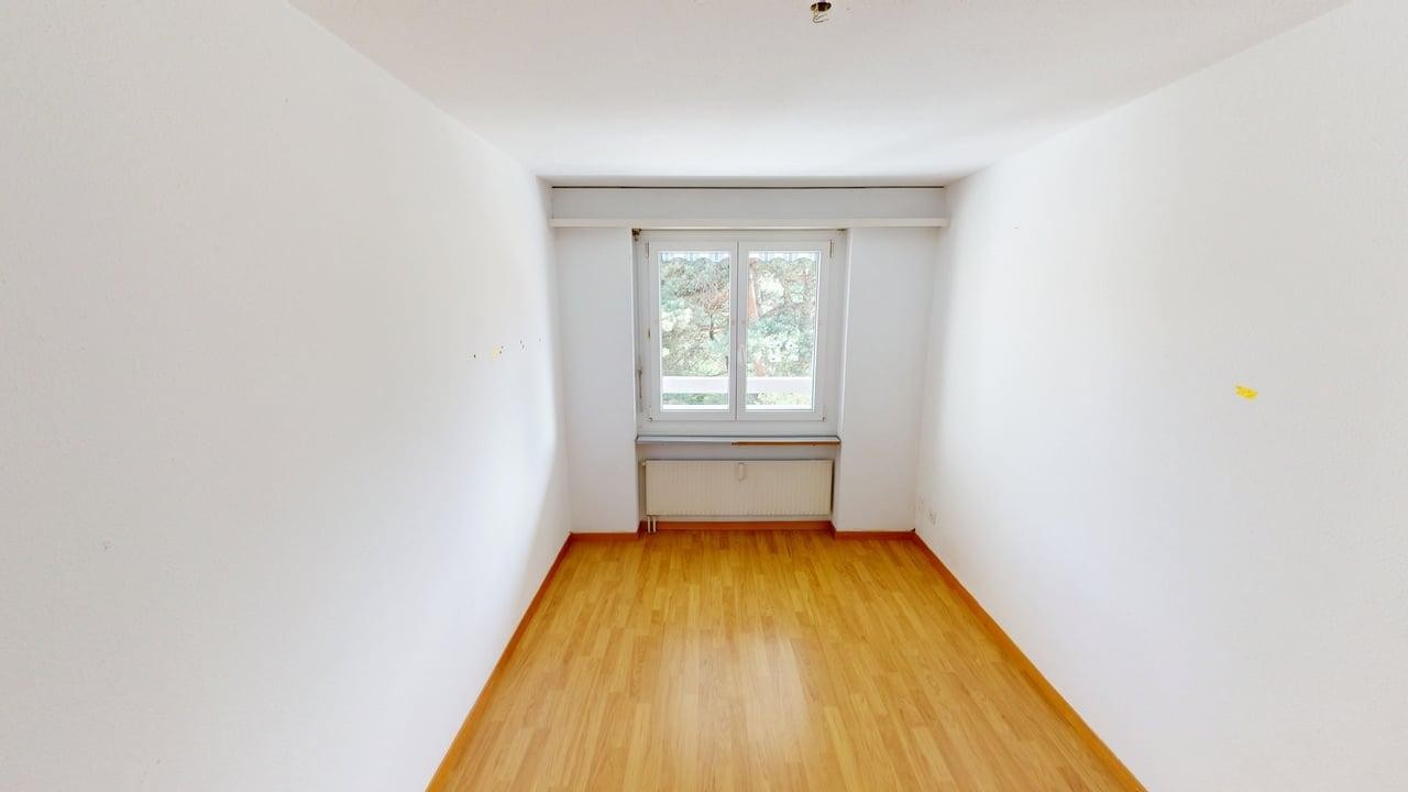 4 room apartment