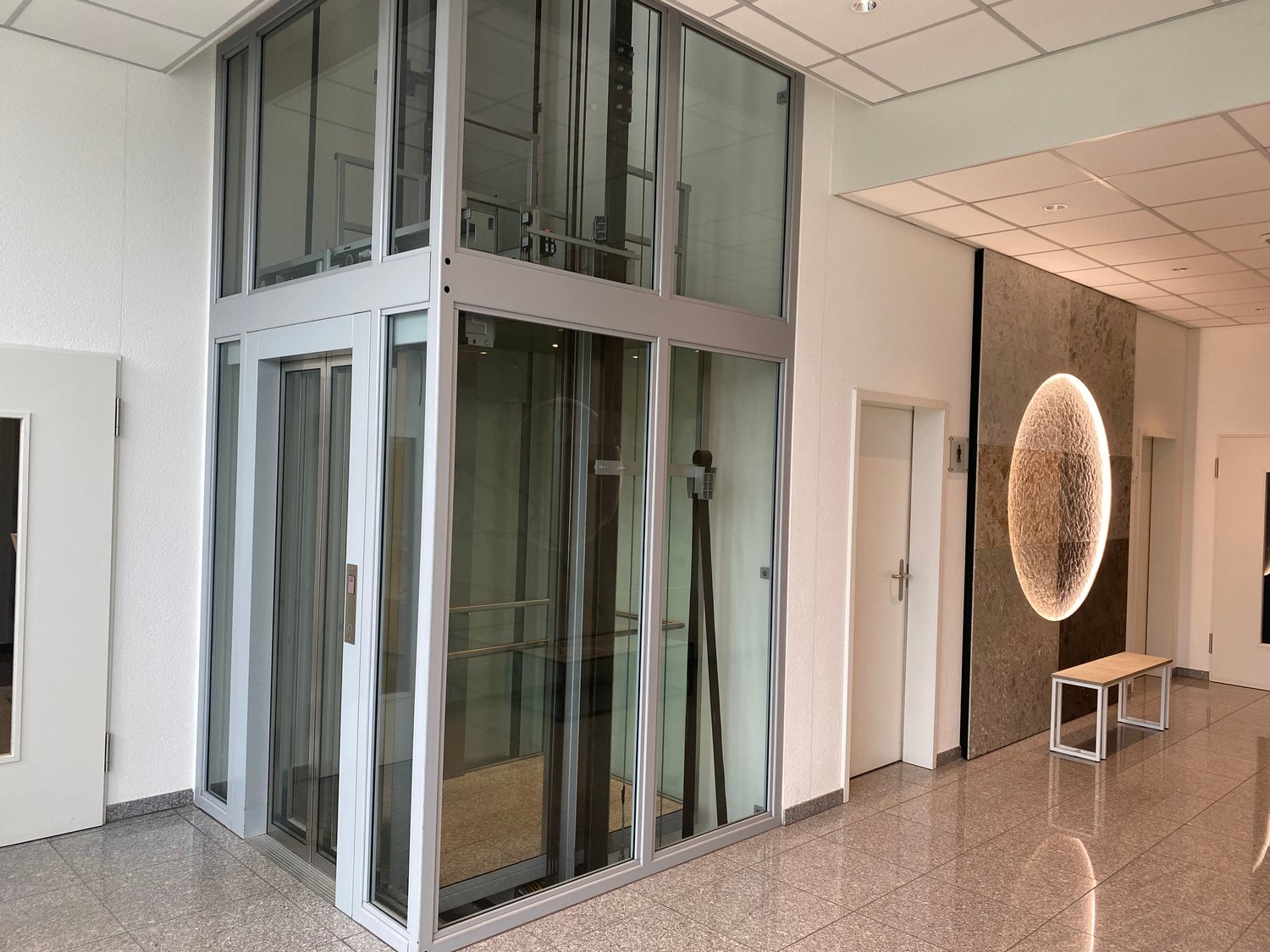 713m² commercial, photo 4 of 10