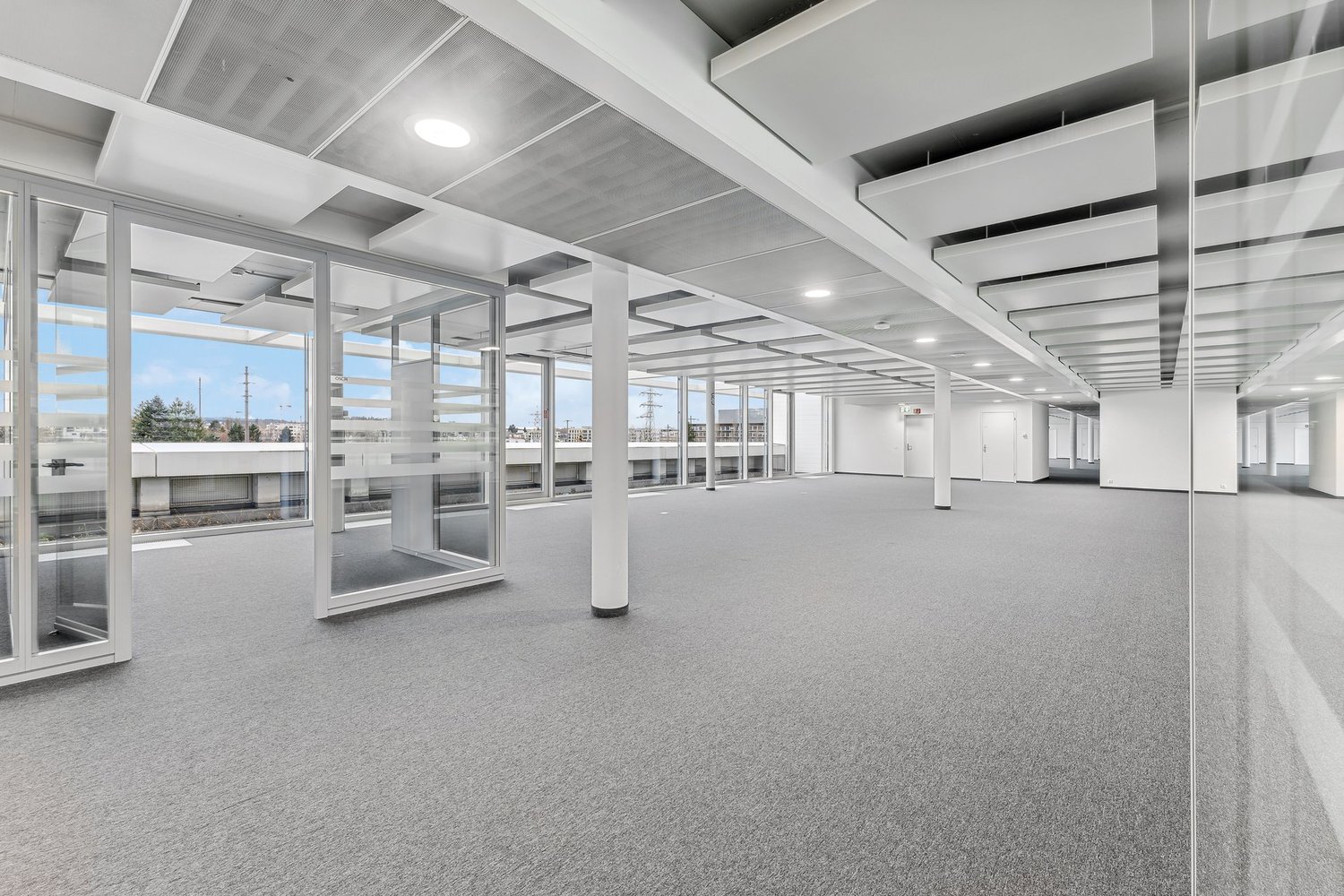1482m² office, photo 4 of 10