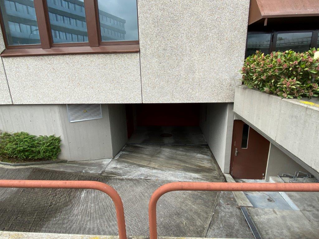 Open slot, photo 6 of 8
