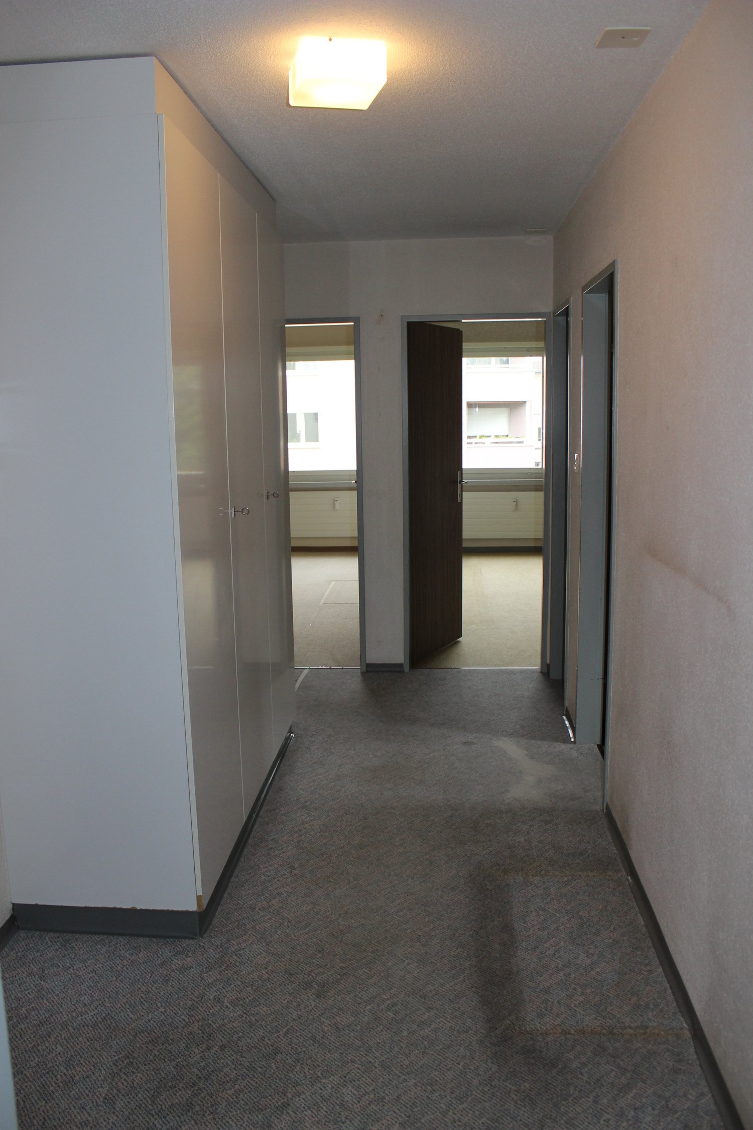 3 rooms apartment, photo 2 of 10