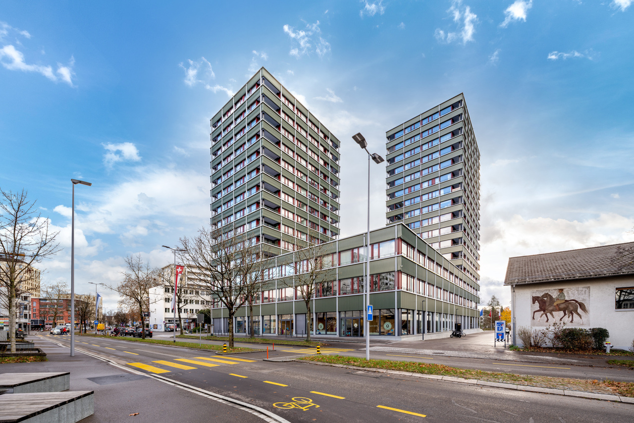210m² studio
