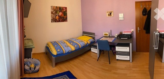1 room single room, photo 2 of 4