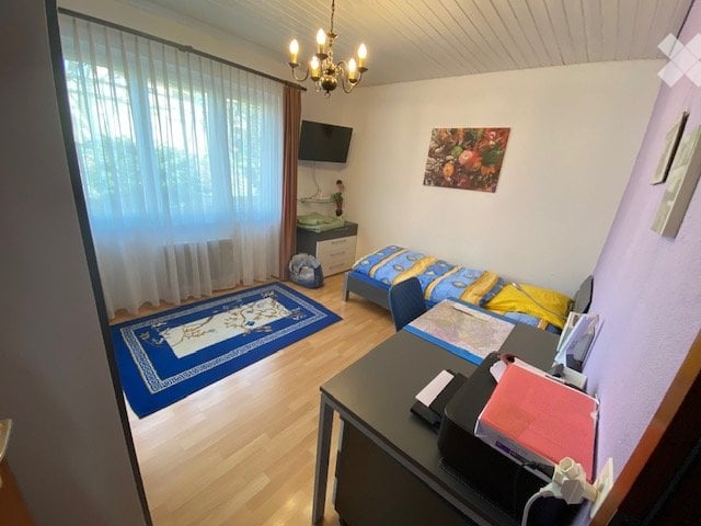 1 room single room, photo 1 of 4