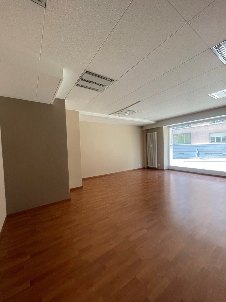135m² shop, photo 5 of 6