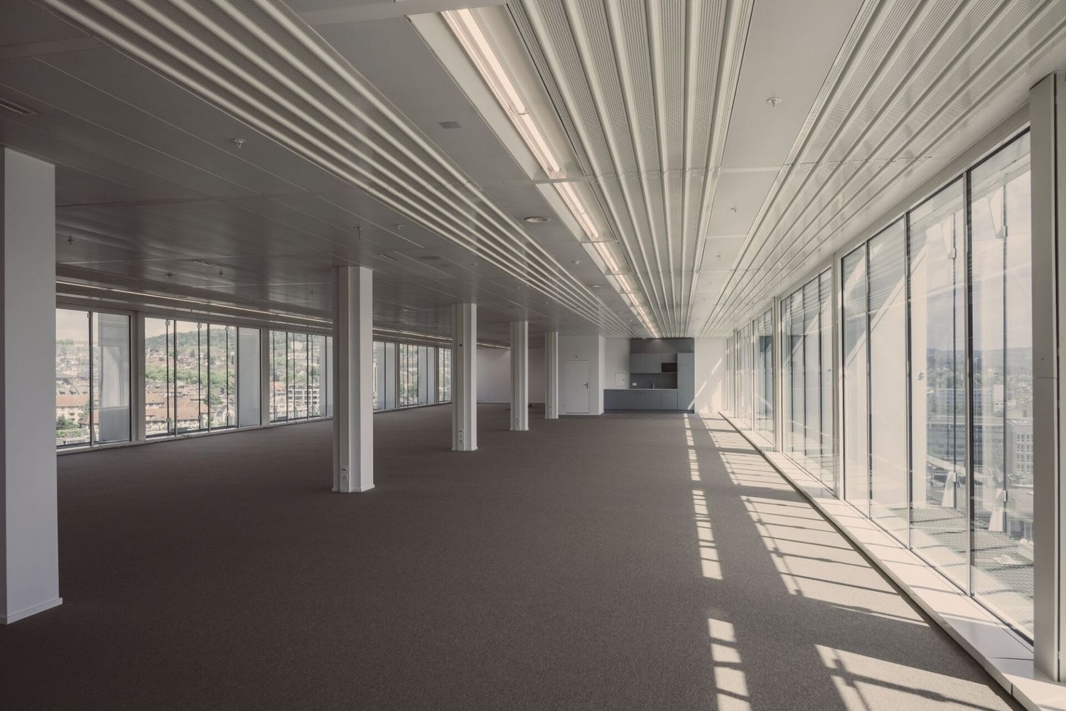 486m² office, photo 3 of 10