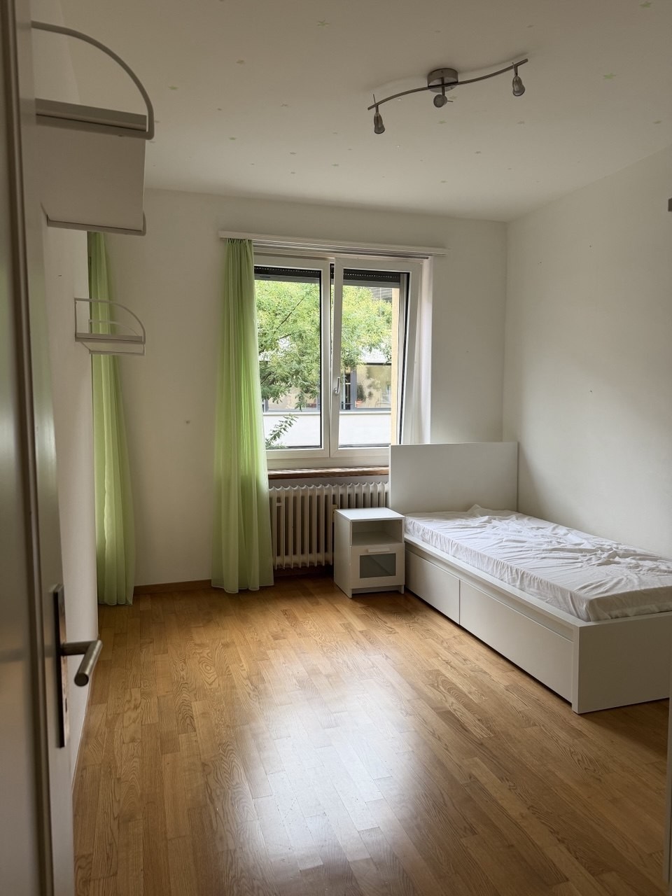 Room in a shared flat, photo 1 of 8