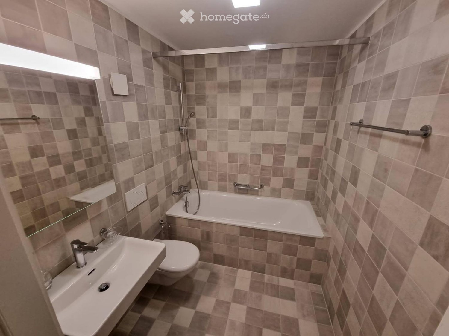 4 rooms apartment, photo 2 of 5