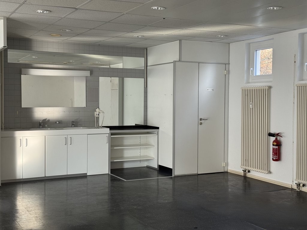 negozio di 107m²