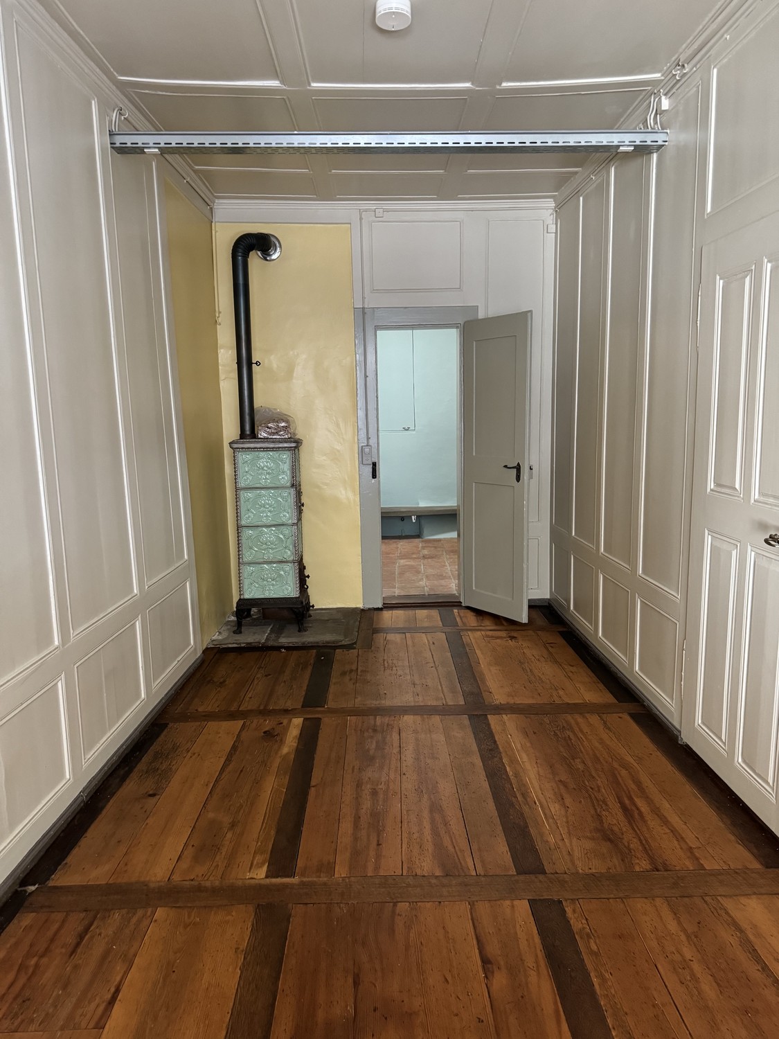 1 room apartment, photo 1 of 7