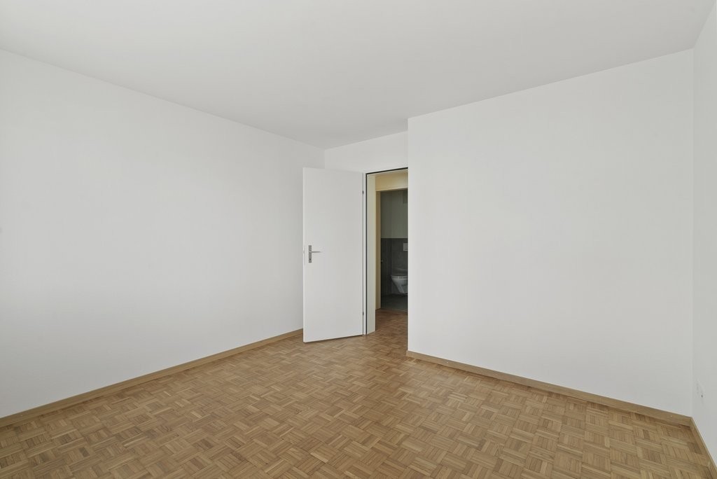 2 rooms apartment, photo 3 of 6