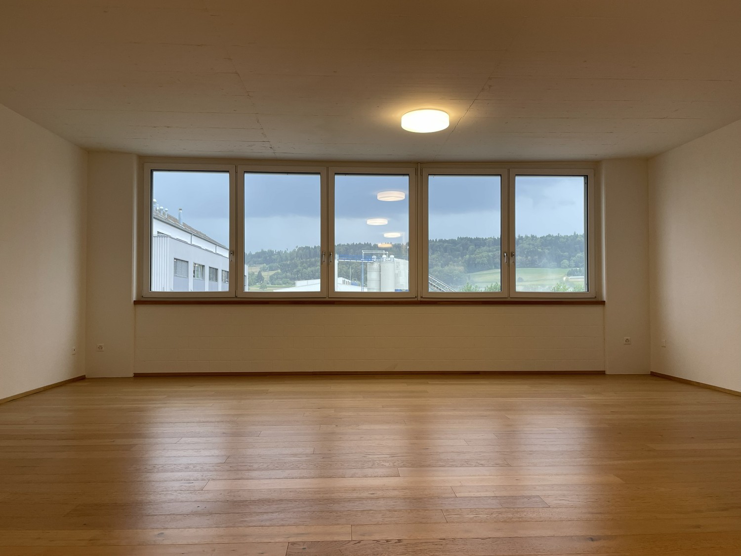 80m² office, photo 3 of 6
