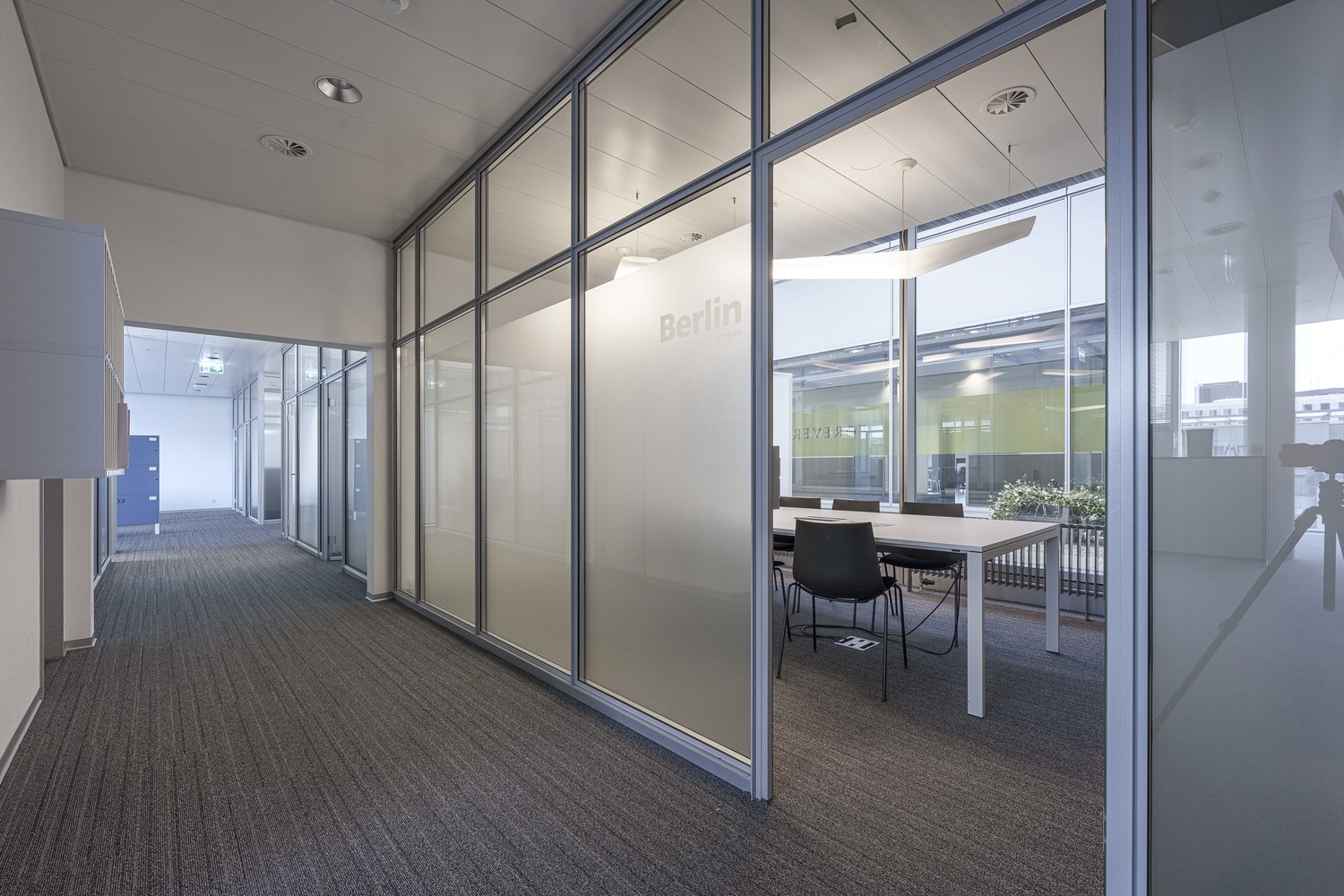 596-596m² office, photo 7 of 9